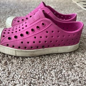 ❌SOLD ❌Native shoes slip on rubber shoes kids girls